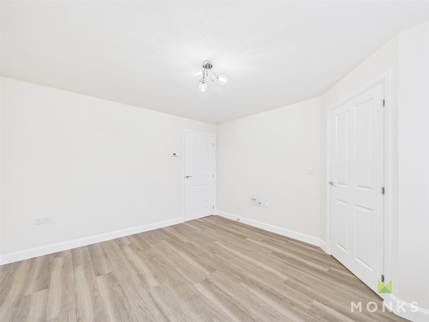 12 Yewbrey Close, Shrewsbury, SY3 5FG For Sale